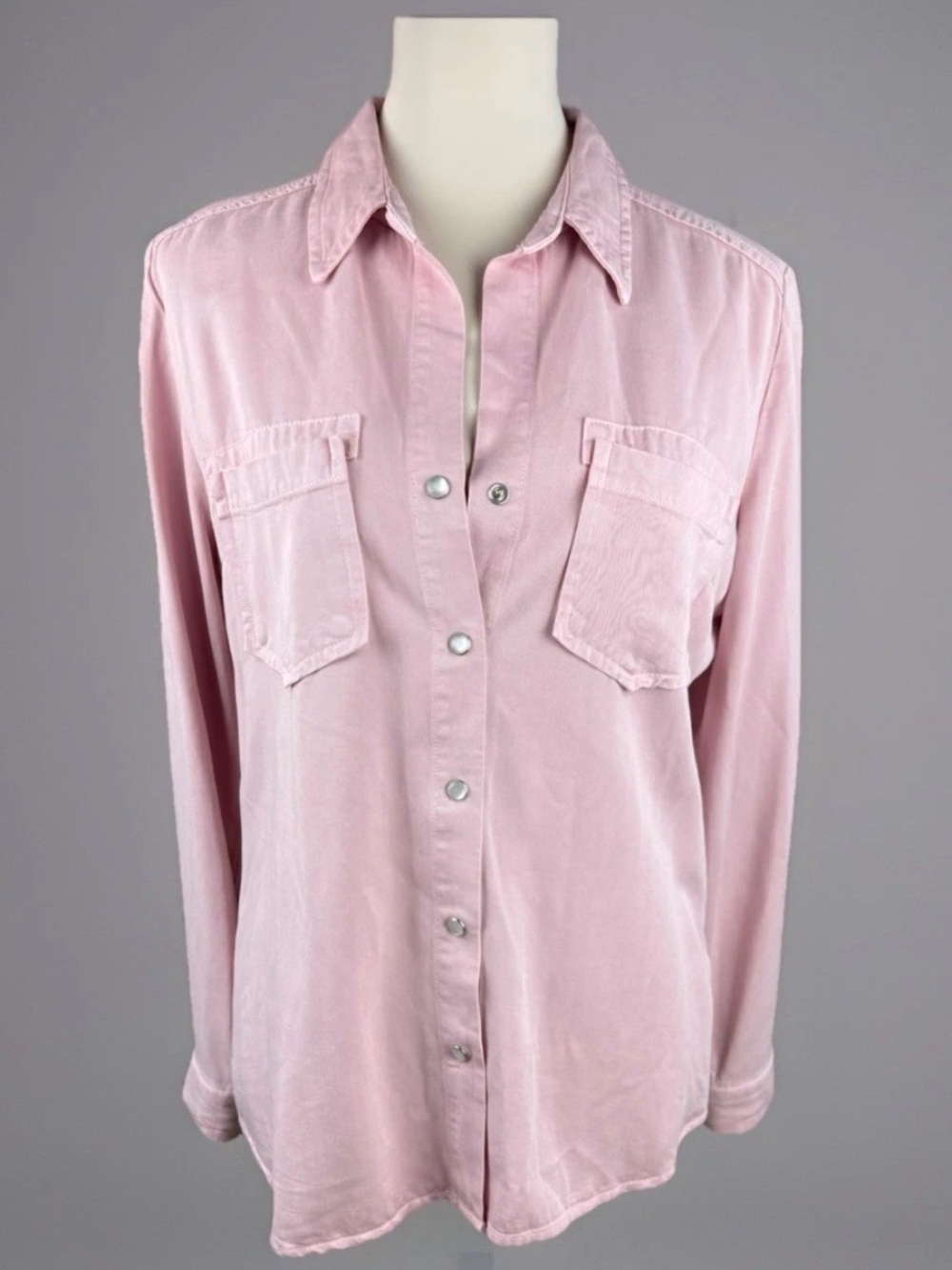 Kut From The Kloth Women's Top Sz Med Pink Pearl Snap Roll Tab Oversized